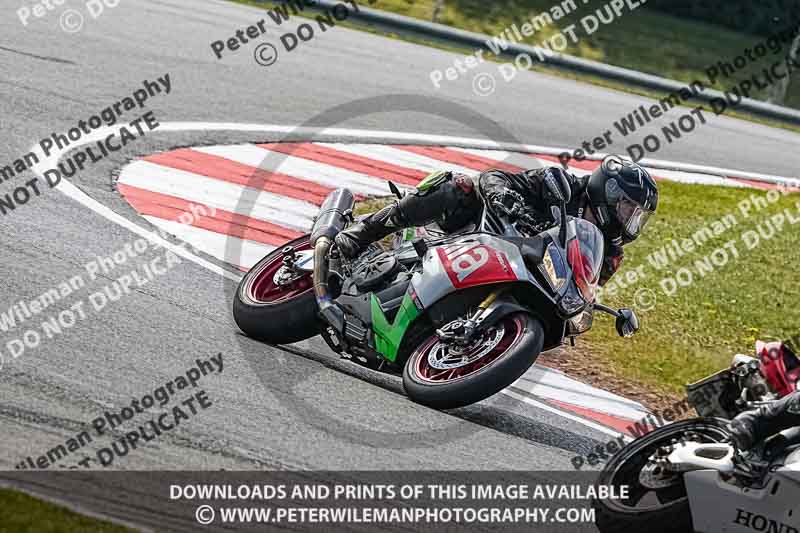 donington no limits trackday;donington park photographs;donington trackday photographs;no limits trackdays;peter wileman photography;trackday digital images;trackday photos